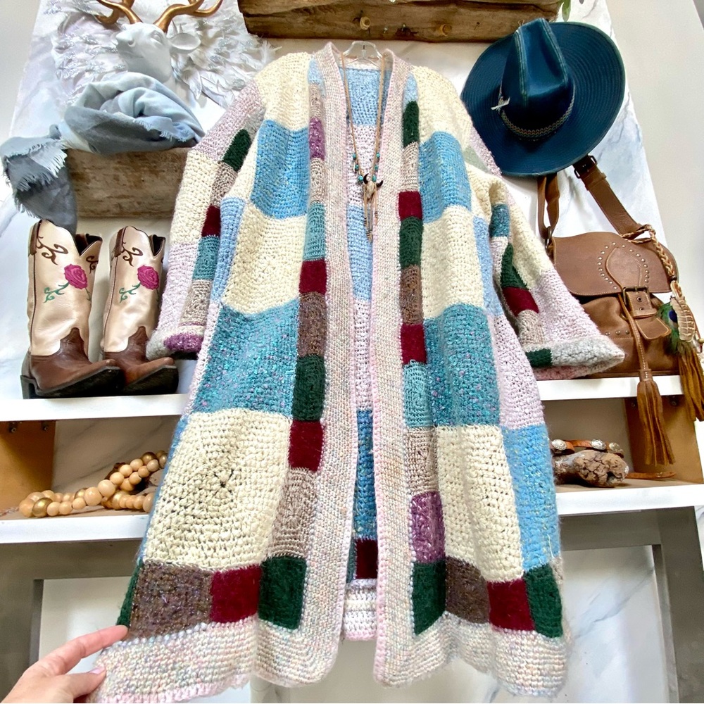 SOLD⭐️Artisan Patchwork Duster boho wool jacket sweater hippy granny vibe - Picture 3 of 16
